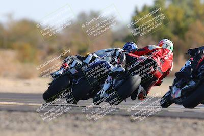 media/Dec-18-2022-SoCal Trackdays (Sun) [[8099a50955]]/Turn 7 Backside (1125am)/